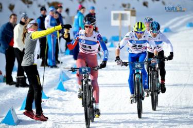 Orosz fölény a téli triatlon világbajnokságon, Andreev és Surikova győzelme