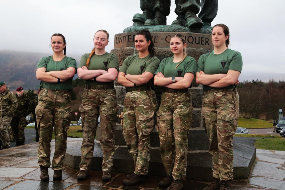 commando speed march girls