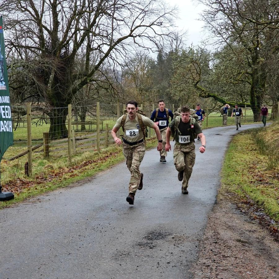 commando speed march sprint