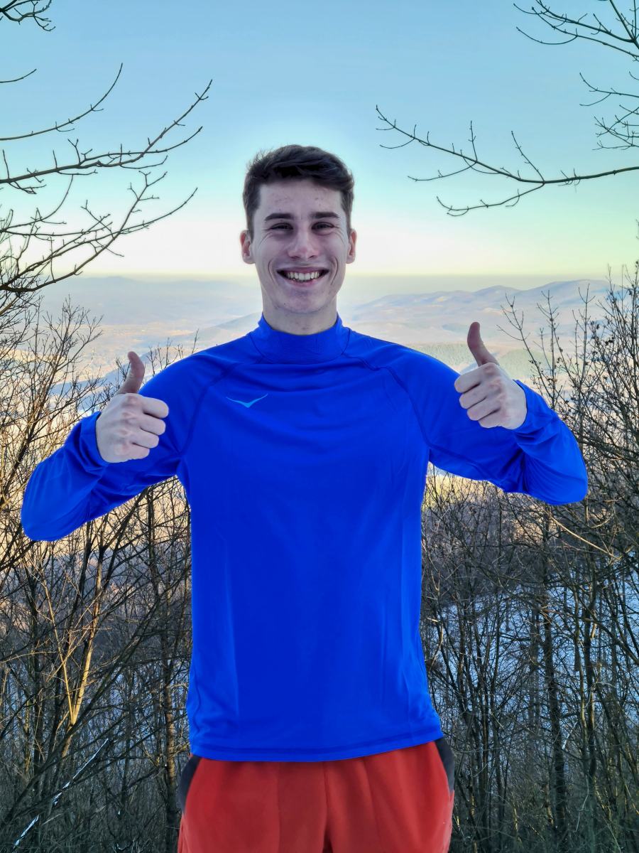 juhasz patrik hoka running team smile