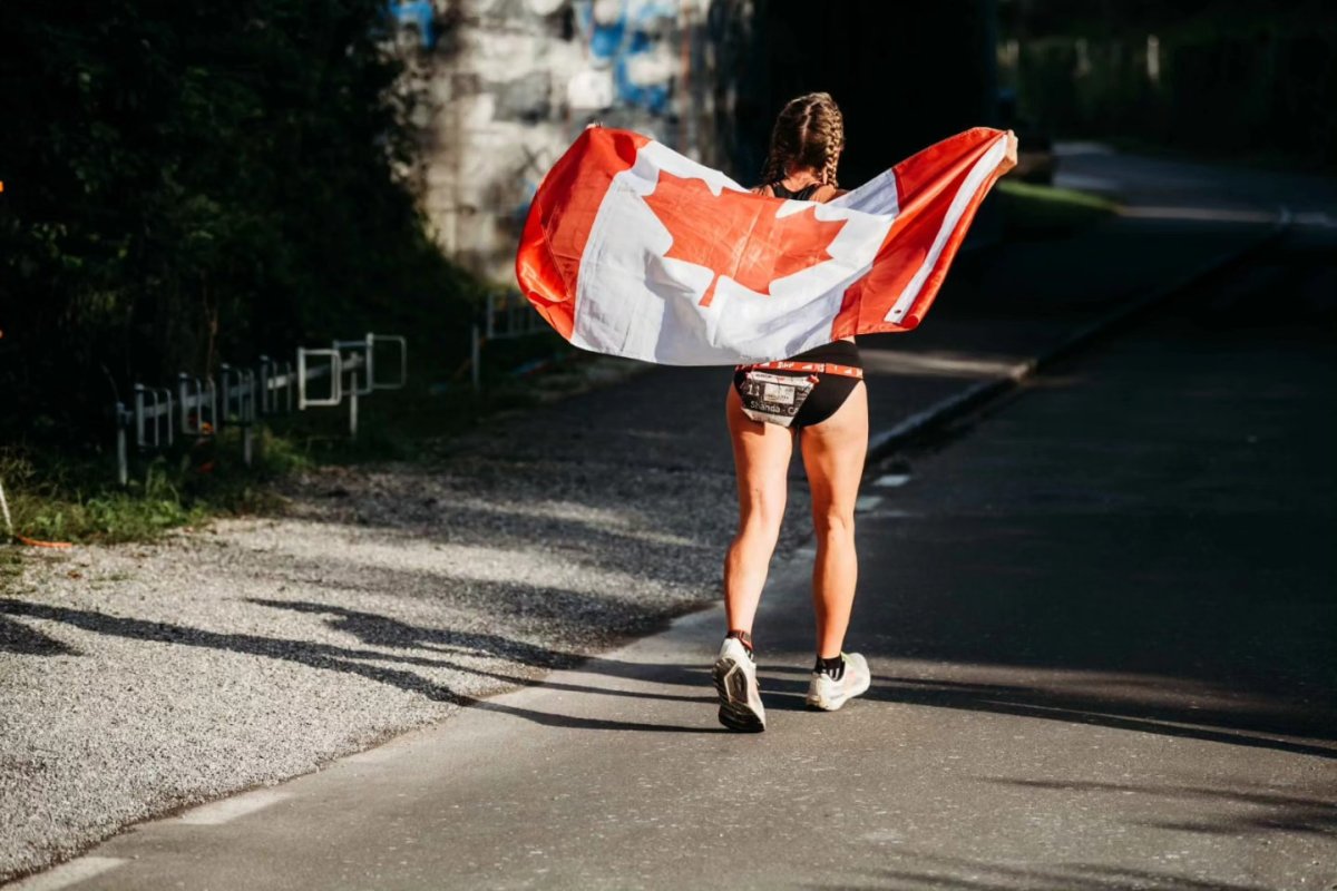 deca ultra triathlon shanda hill canada flag run terepsport