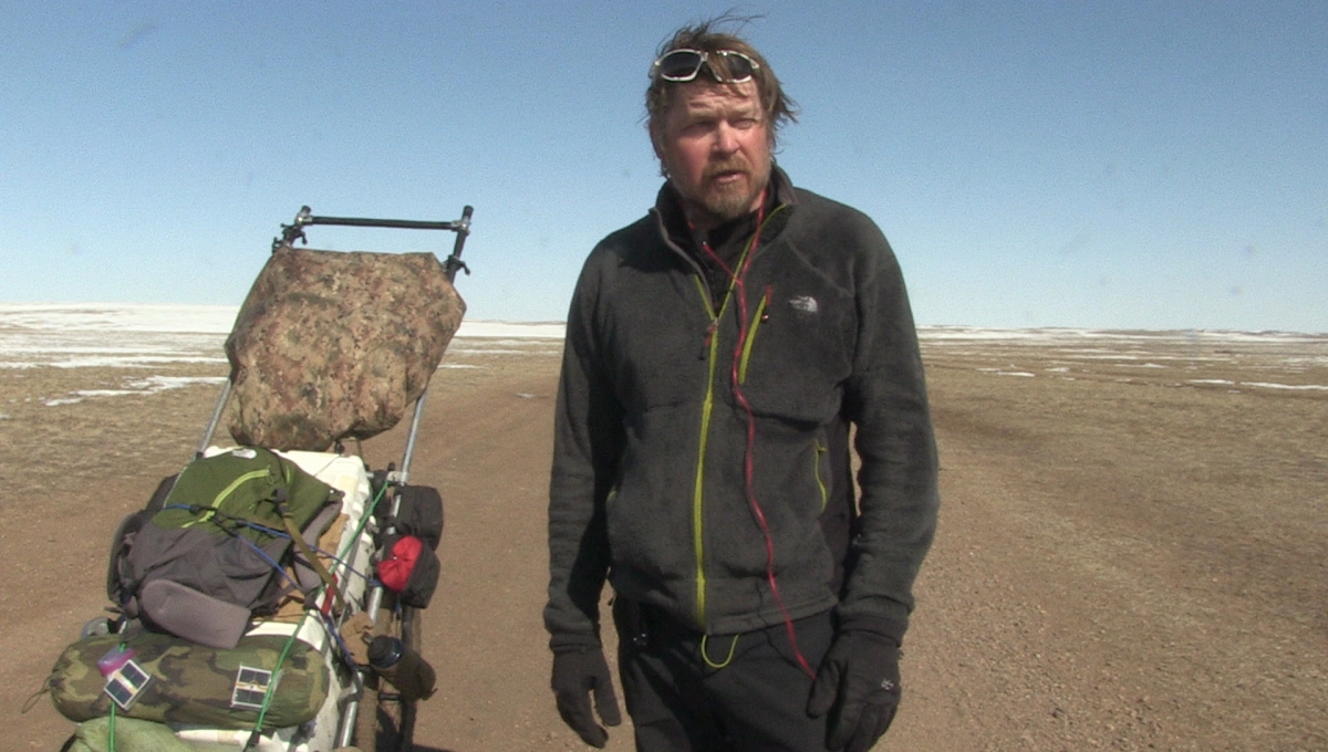 karl bushby full pack terepsport 2016 Mongolia desert