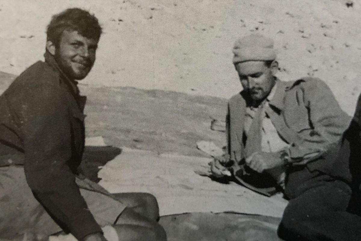 Mike Sadler és David Stirling a sivatagban david stirling mike sadler sas training terepeuta terepsport