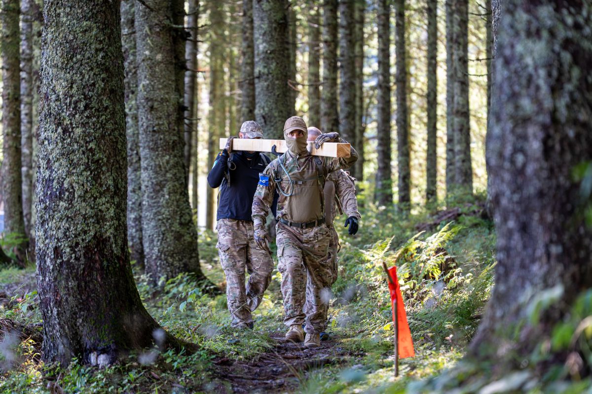 striker challenge 2026 pokljuka szlovenia terepsport team log