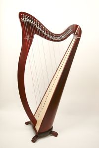 esk&uuml;vő, &uuml;nnep&eacute;ly, rendezv&eacute;ny, &eacute;nek, h&aacute;rfa, koncert, versmond&aacute;s, szertart&aacute;s