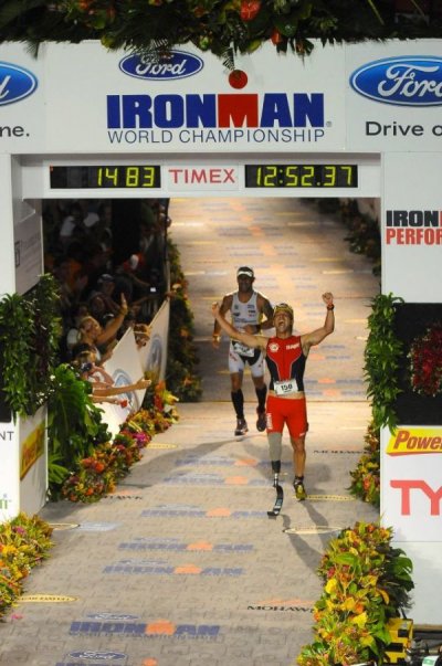 Andre Sz&uuml;cs az Ironman Hawaii befut&oacute;j&aacute;n