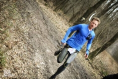 Terepfut&aacute;s a Salomon S-Lab EXO Tight nadr&aacute;gban
