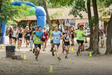 Az Egri Triatlon Klub orsz&aacute;gos terepfut&oacute; versenye a B&uuml;kk alj&aacute;n