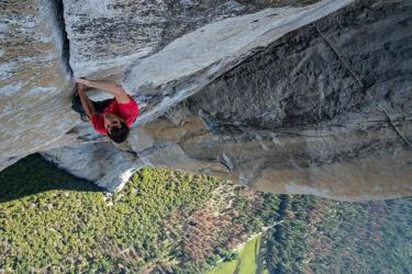 Yosemite Triple Crown - Vaill &eacute;s Wanish teljes&iacute;t&eacute;se megd&ouml;nt&ouml;tte Alex Honnold gyorsas&aacute;gi rekordj&aacute;t