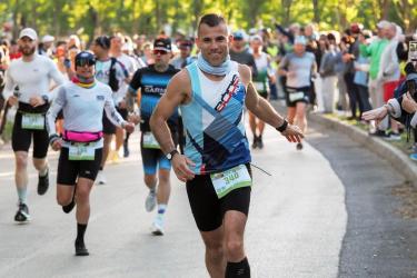 XX. NN Ultrabalaton: B&oacute;dis Tam&aacute;s p&aacute;lyacs&uacute;csa, spanyol női győzelem, 209 kilom&eacute;ter, 35 ezer fut&oacute;, 8 tonna ban&aacute;n