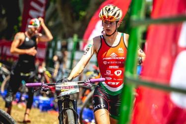 Po&oacute;r Brigi az XTERRA Portugal futamon