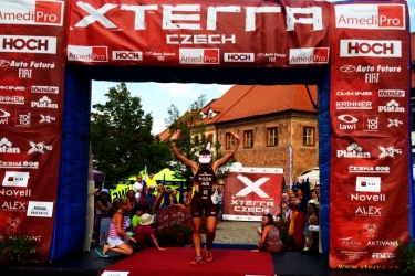 Po&oacute;r Brigitta ez&uuml;st&eacute;rmes befut&oacute;ja