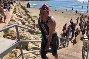 Po&oacute;r Briginek az &uacute;sz&aacute;s ut&aacute;n m&eacute;g l&eacute;pcsőznie is kellett