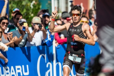 Eur&oacute;pai triatlon versenyzője Nicola Spirig &eacute;s Javier Gomez 2015-ben