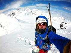 Héjja Bálint 8 óra 55 perc alatt mászta a Mont Blanc-t a völgyből oda-vissza