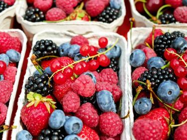 Hogyan fogyasszuk egészségesebben a gyümölcsöket, mire érdemes figyelni?