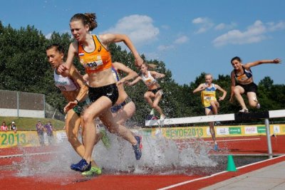 Akad&aacute;lyfut&aacute;s