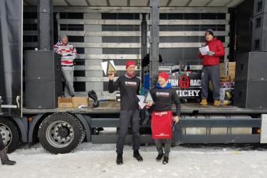 T&oacute;th &Aacute;d&aacute;m a győztesnek j&aacute;r&oacute; első d&iacute;jjal