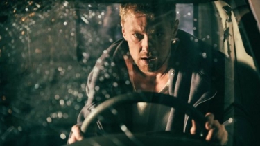 Sz&aacute;raz D&eacute;nes akci&oacute;filmben, hamarosan mozikban a Hurok c&iacute;mű sci-fi