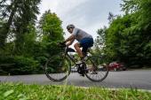 &Uacute;jabb Szőnyi Ferenc ker&eacute;kp&aacute;ros cs&uacute;cs Erd&eacute;lyben - első Everesting r&ouml;gt&ouml;n dobog&oacute;t &eacute;rt a Sug&aacute;s 24-en