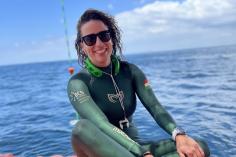 T&ouml;rőcsik Zs&oacute;fia 105 m&eacute;teres vil&aacute;gcs&uacute;csa rekord&eacute;rt&eacute;kű szabadt&uuml;dős mer&uuml;l&eacute;s